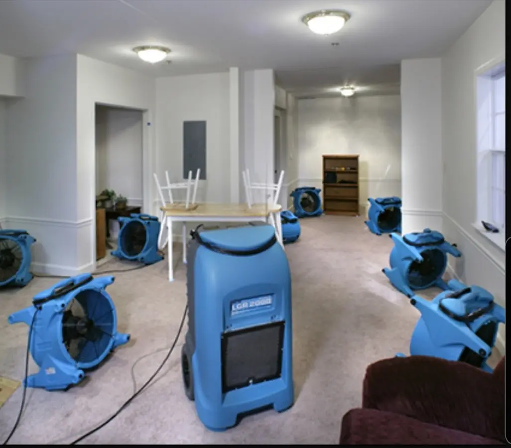Air movers and dehumidifier setup for Water Extraction & Removal in Muskogee